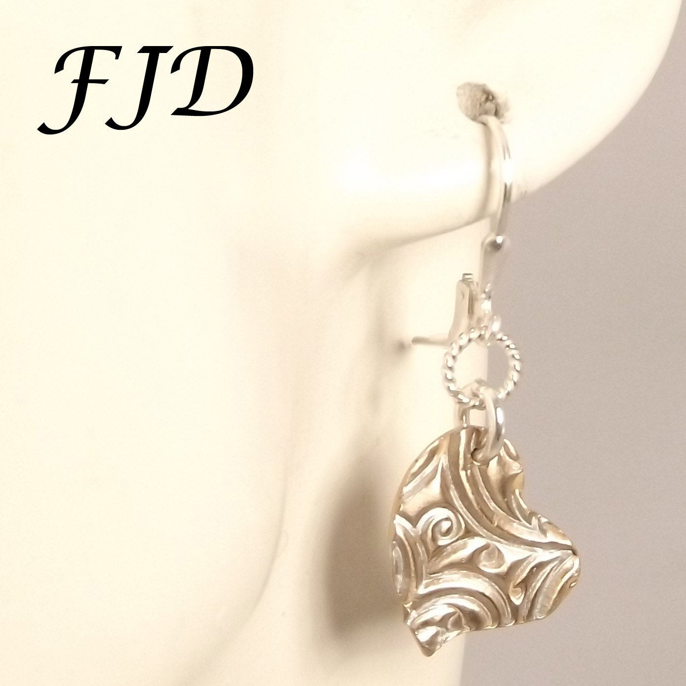 Aimee - Heart Earrings