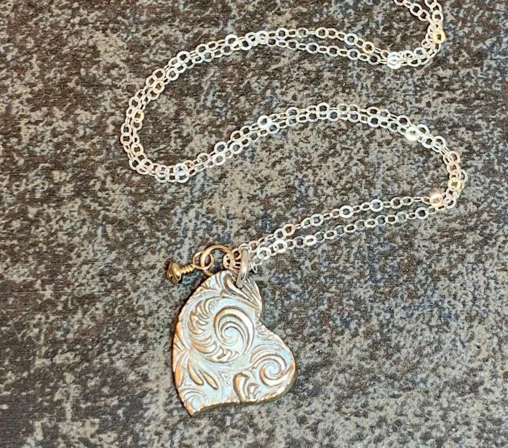 Aimee - Heart Necklace